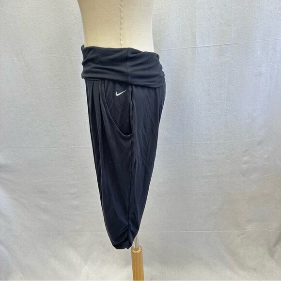 Nike black foldover modal‎ ruched leg capri yoga pant size small - Picture 6 of 16